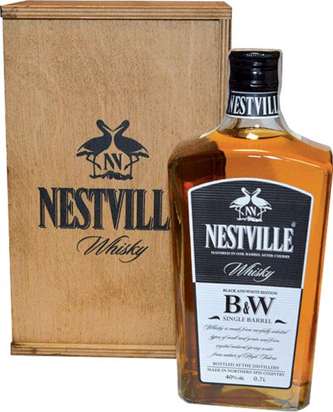 NESTVILLE B&W single barrel whisky 40%drevená kaz