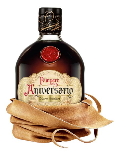 PAMPERO ANIVERSARIO rum 40% v darčekovom balení